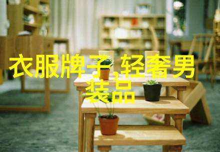 连帽卫衣可以穿衬衫吗