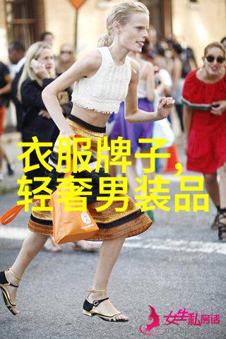 穿卫衣里面穿什么打底