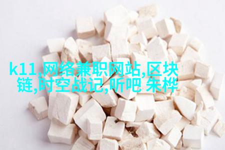 现代简约：休闲T恤 + 运动裤