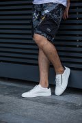 时尚个性撞色休闲板鞋轻松解决型男