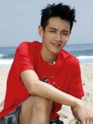 型男柯震东 潮男短发魅力没法挡
