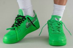 Off-White 联名 AF1Light Green Spark鞋款上脚