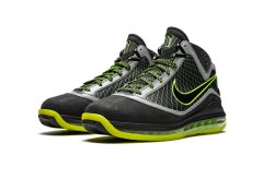 DJ Clark Kent与Nike LeBron 7 112联名鞋款曝