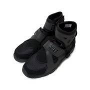COMME des GARONS HOMME PLUS与Nike联乘鞋款预