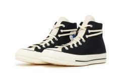 Fear of God Essentials和Converse联名鞋即将