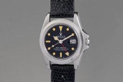 这块ROLEX GMT-MASTER腕表以近200万美元拍