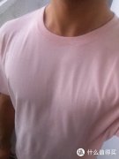 lativ 诚衣 男女Txiong恤qi比较以及真人