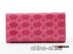 手抓包耀出亮点演绎高雅璀璨世界