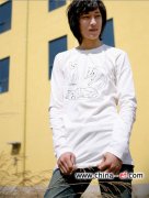 白色休闲男装 视觉更具张力
