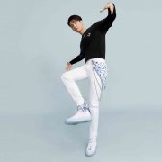 匡威CONVERSE和张艺兴全新联名帆布鞋曝