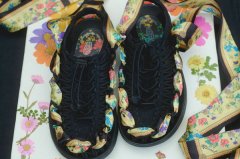 KEEN x MUVEIL 全新联名鞋款即将登场复古