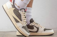 Travis Scott x AJ1 LowReverse Mocha联名鞋款即