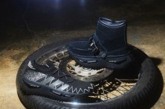 NEIGHBORHOOD x adidas Originals 联名NMD S1鞋款