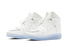 Nike Vandalised GEL WMNS鞋款亮相