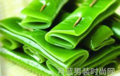 皮衣搭配鞋子如何选择合适的鞋款让