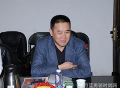 妩媚动人探索内衣套装的时尚之美