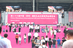 男人服饰潮流男士衣橱的时尚之旅