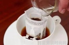 裙裤搭配-时尚达人的潮流穿搭秘籍