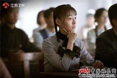 反转潮流男装搭配的新颖创意