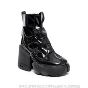 Maison Margiela与Reebok锐步联名款分趾靴曝光