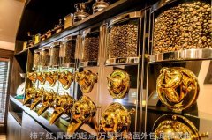 选择适合自己的白色连衣裙颜色